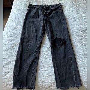 Levi’s Wedgie Straight Black Distressed Jeans
